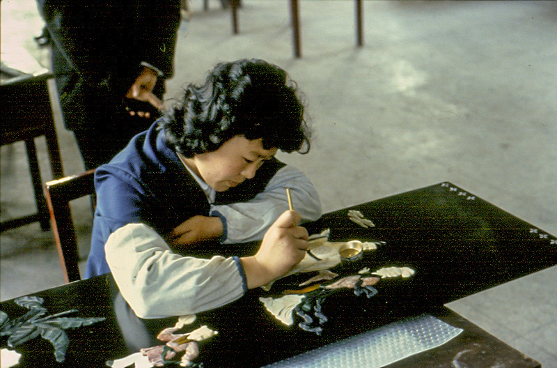 Hantverksverkstad, Jiangsu provinsen, Kina (1983)
